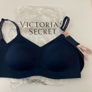 Victoria’s Secret Bra, No Underwire, Size XL